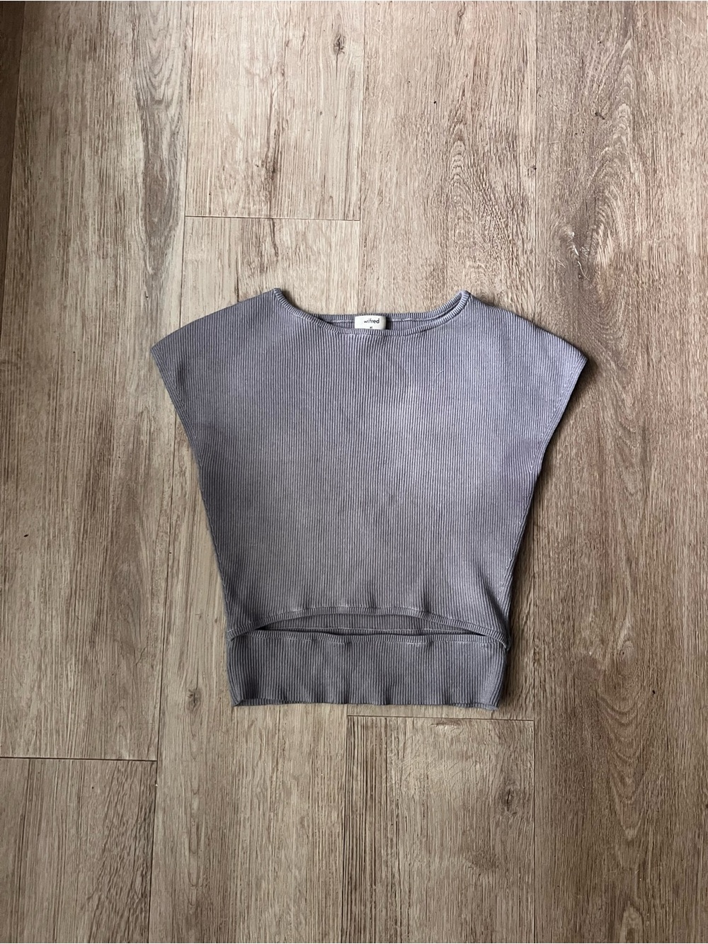 Wilfred aritzia top